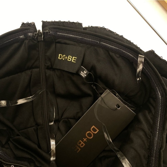 DO + BE || Sequined Ruffle Mini Dress Black Medium NWT - Picture 6 of 9